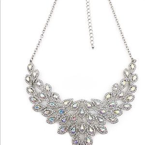 Beautiful necklace INC